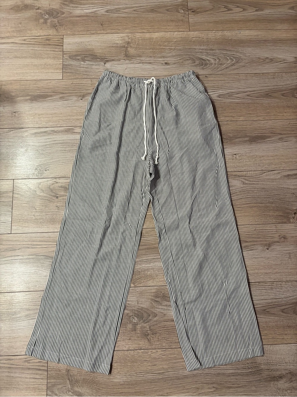 Black & White Striped Wide Leg Drawstring Pants Size M